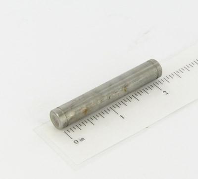 Fcr latch pivot pin