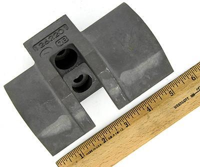 Dynamc 412 guide rod bracket