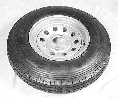 6x5.5bc wheel& 2540lb cap tire