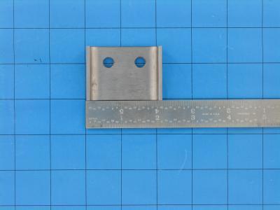 Cushion mounting bracket