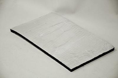 Top engine hood insulation