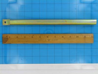 Pipe lift roller shaft