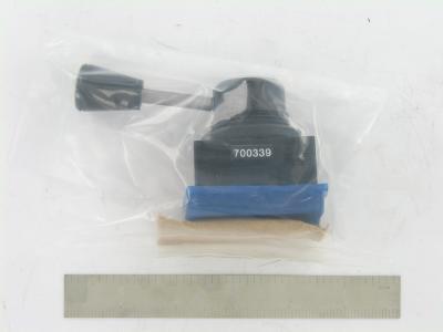 4-way directional valve